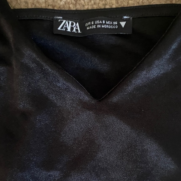 Zara dresses - Picture 2 of 3